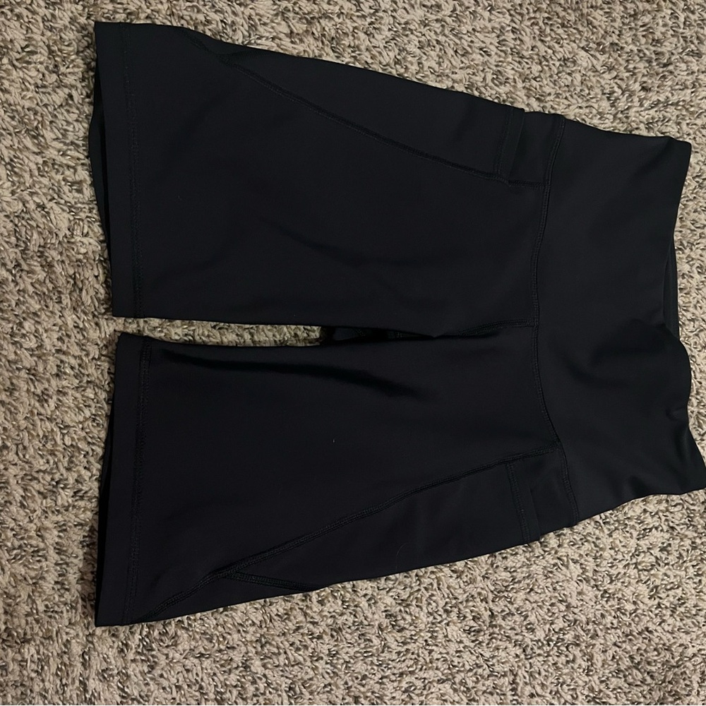 extra small black old navy biker shorts
